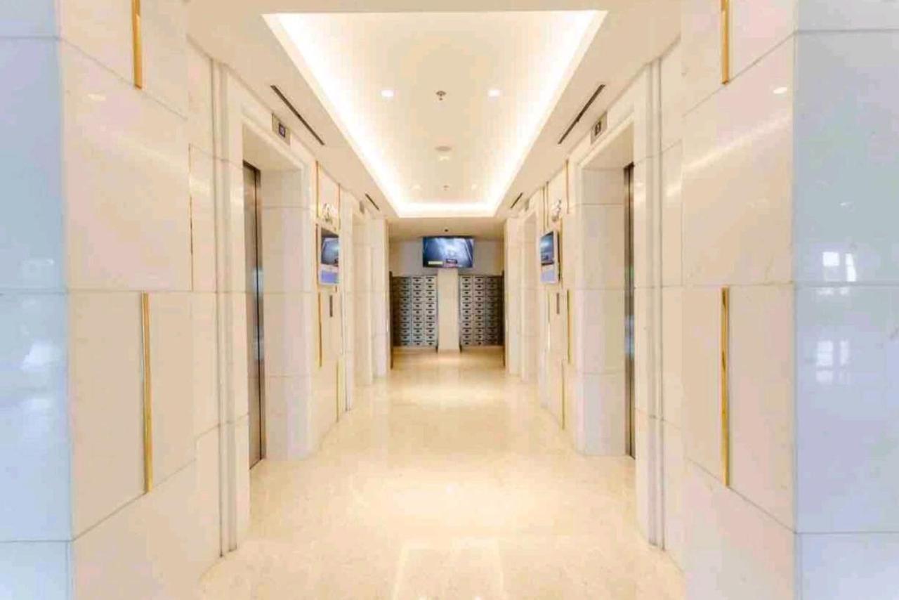 Studio Sea View Apartment At Gold Coast Pik By Mysweethome Джакарта Экстерьер фото