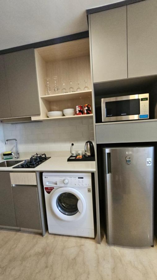 Studio Sea View Apartment At Gold Coast Pik By Mysweethome Джакарта Экстерьер фото