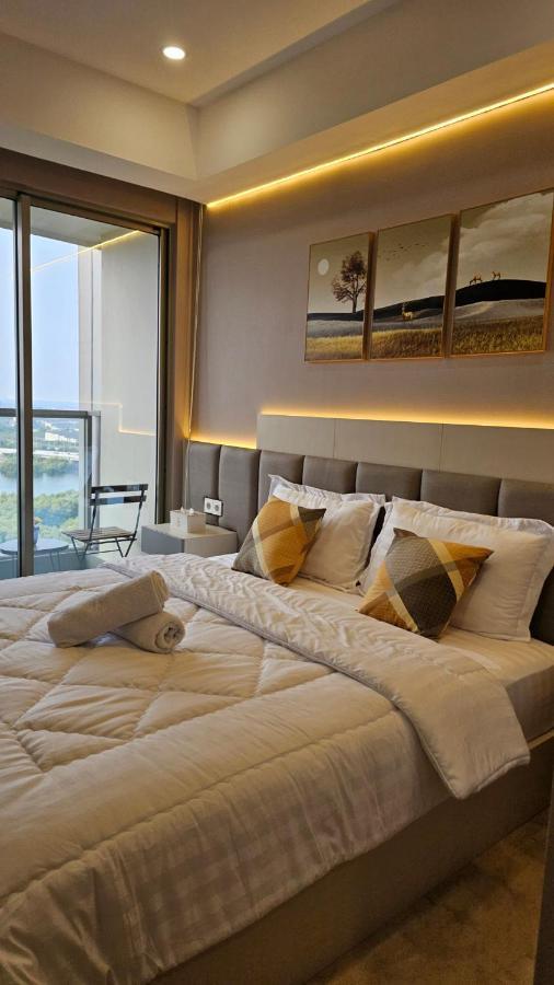 Studio Sea View Apartment At Gold Coast Pik By Mysweethome Джакарта Экстерьер фото