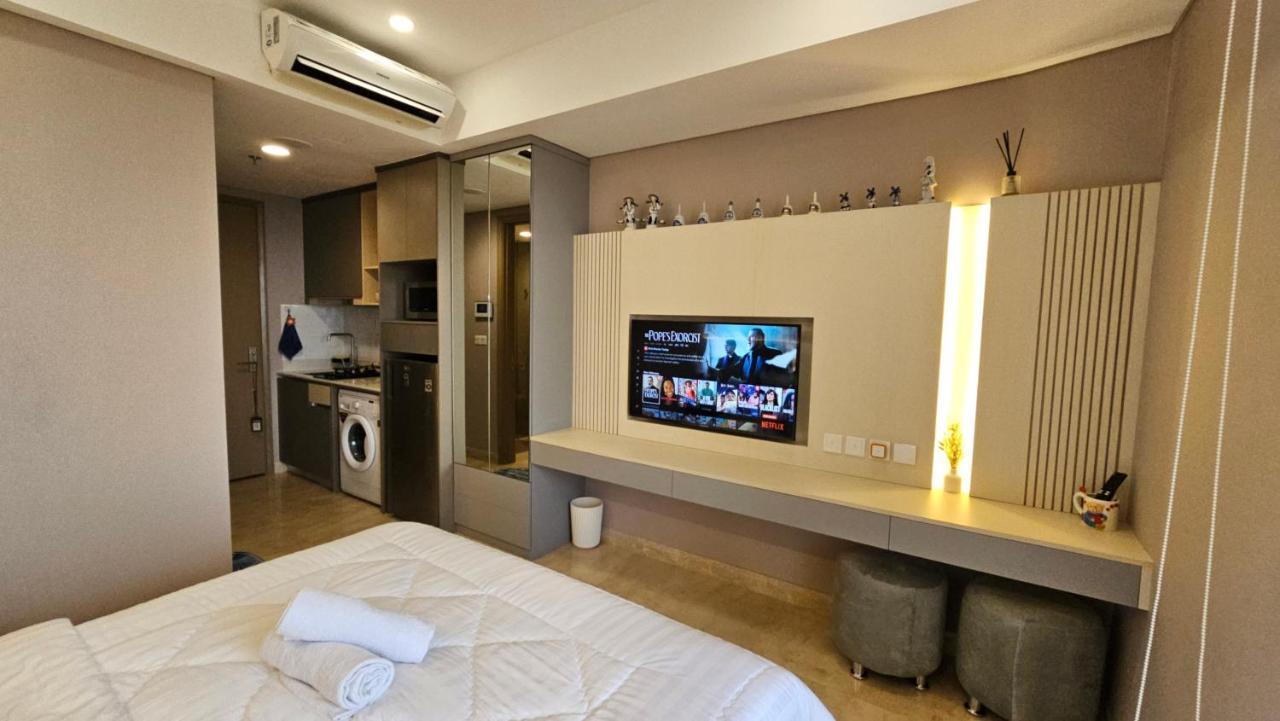 Studio Sea View Apartment At Gold Coast Pik By Mysweethome Джакарта Экстерьер фото