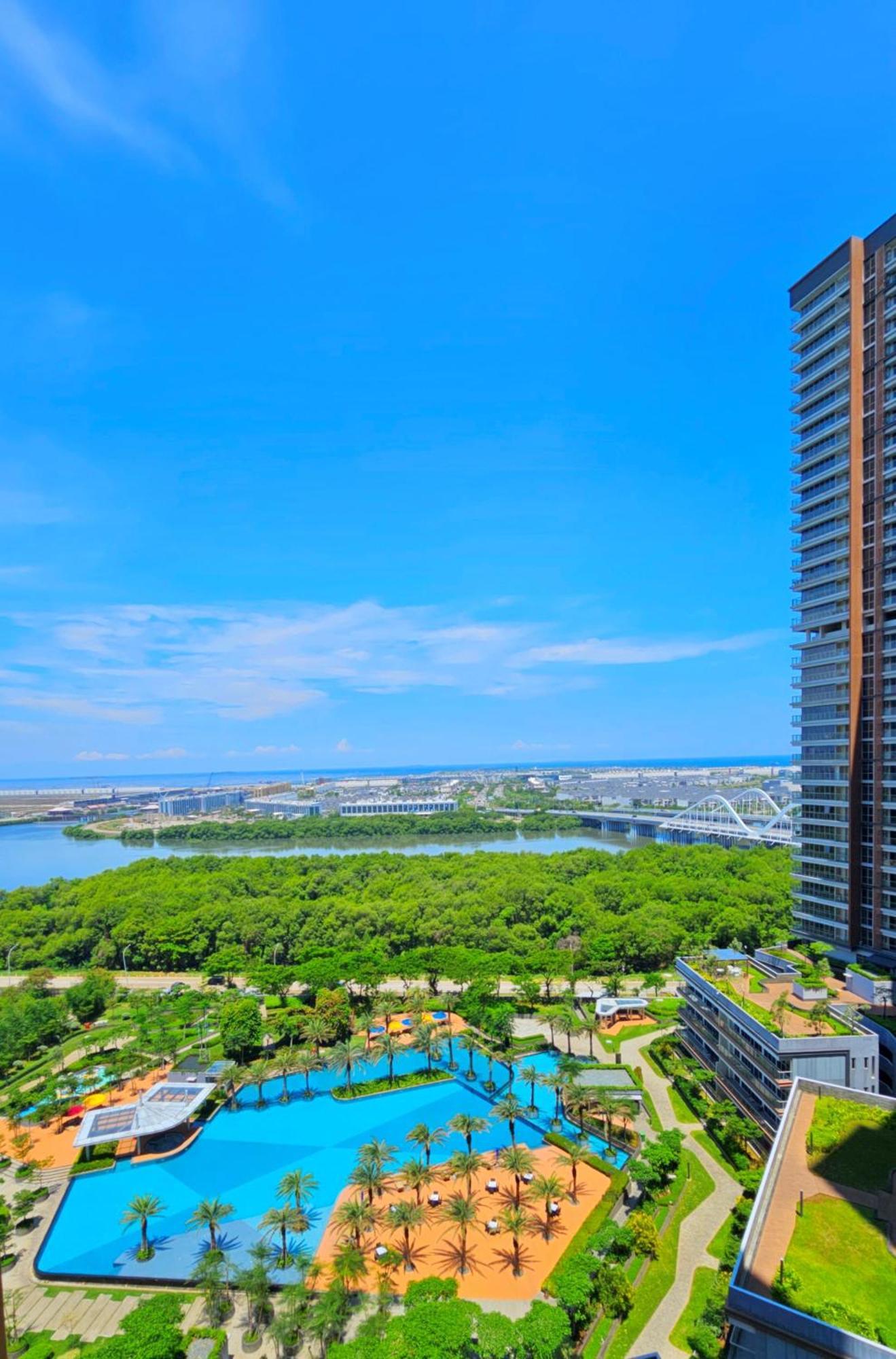 Studio Sea View Apartment At Gold Coast Pik By Mysweethome Джакарта Экстерьер фото