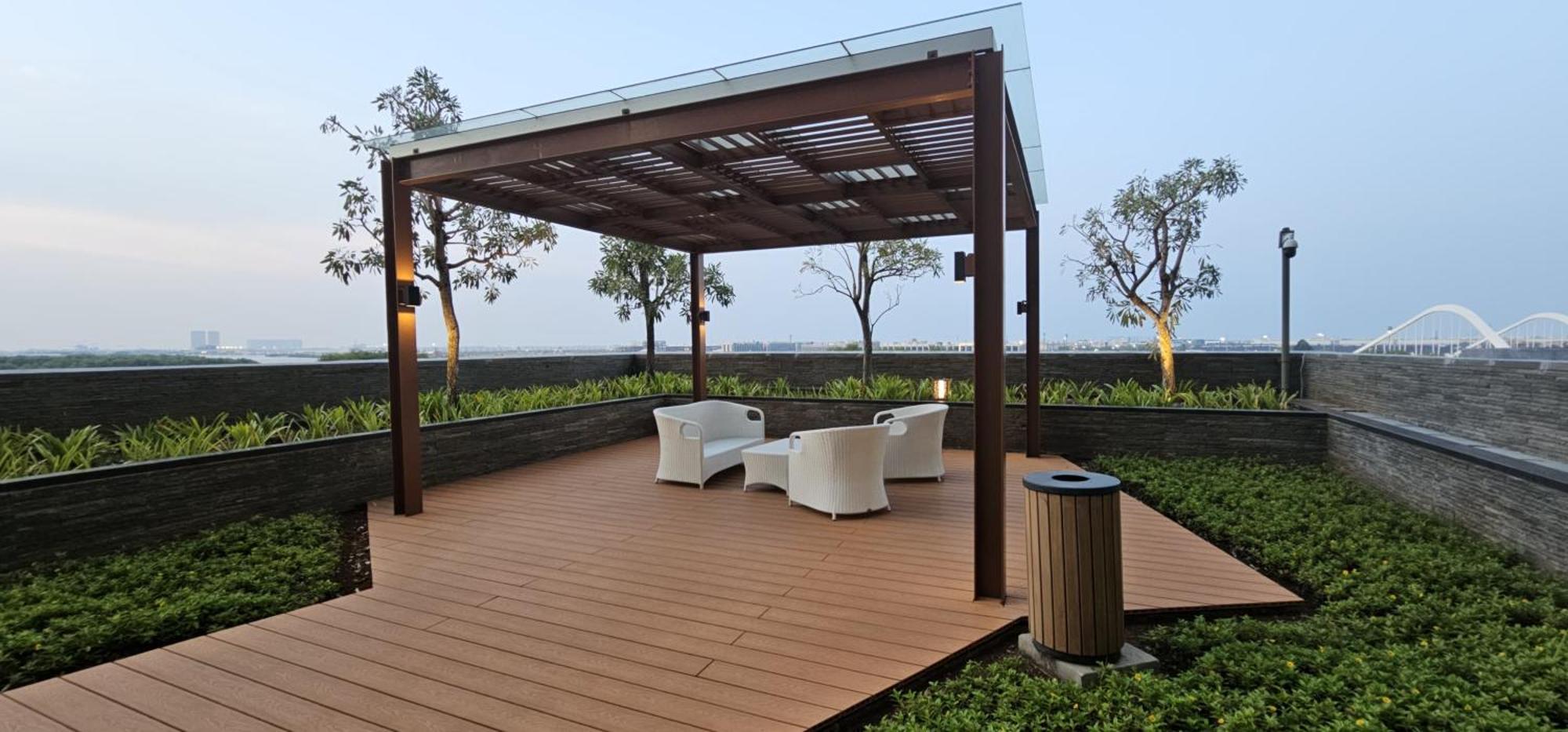 Studio Sea View Apartment At Gold Coast Pik By Mysweethome Джакарта Экстерьер фото