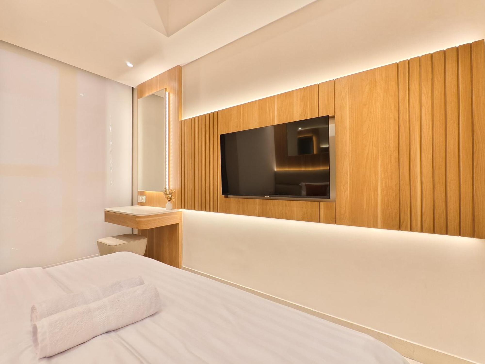 Studio Sea View Apartment At Gold Coast Pik By Mysweethome Джакарта Экстерьер фото